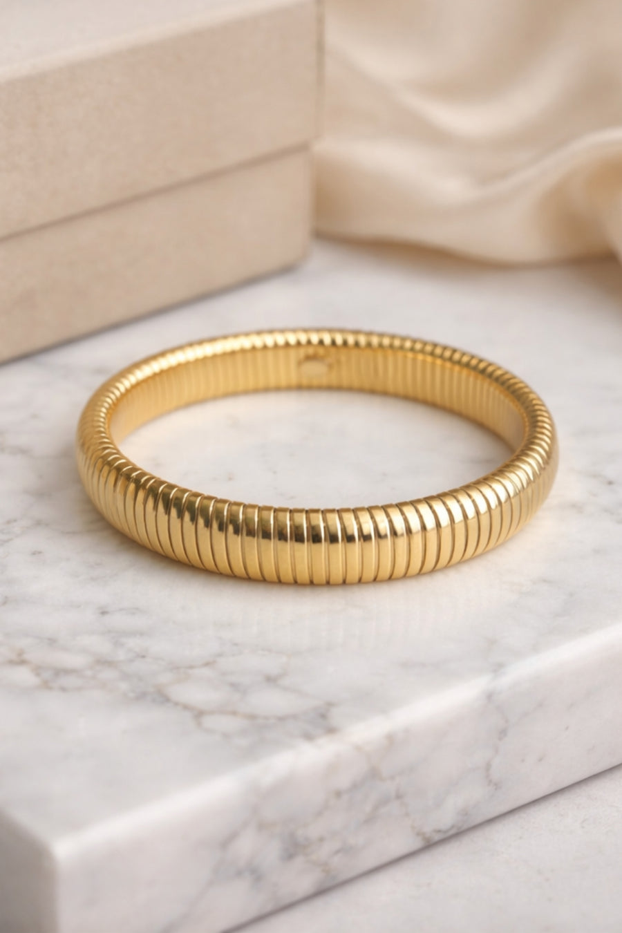 Single Snake Chain Bangle Bracelet – 18K Gold PVD Stainless Steel